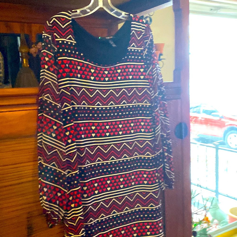 Lovely flowy dress byStudio & Co
